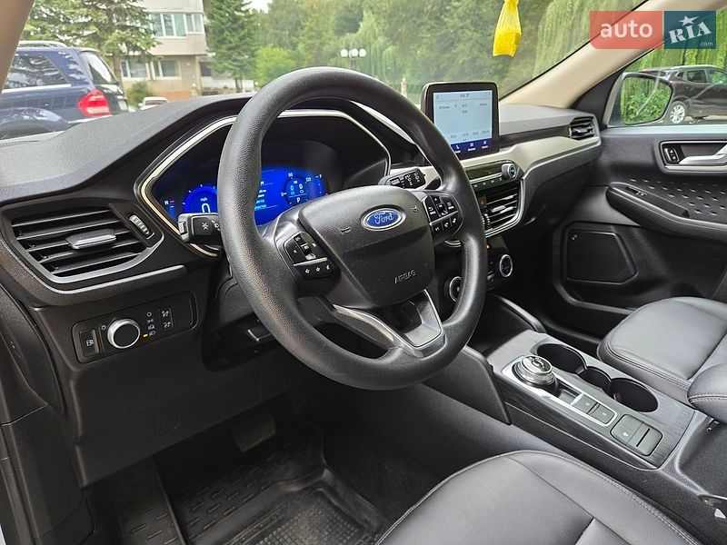 Позашляховик / Кросовер Ford Escape 2019 в Тернополі фото 21 Позашляховик / Кросовер Ford Escape 2019 в Тернополі