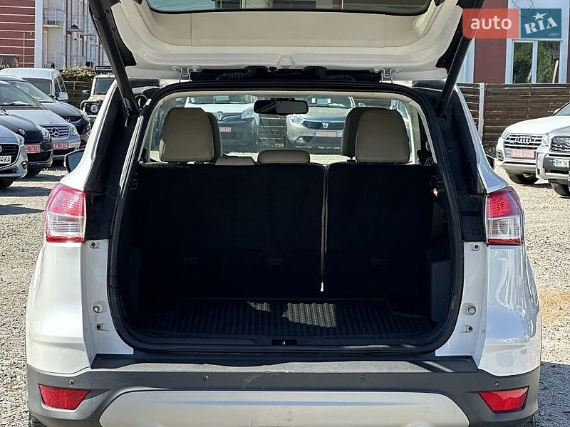 Внедорожник / Кроссовер Ford Escape 2013 в Белогородке