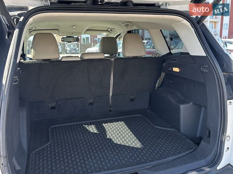 Внедорожник / Кроссовер Ford Escape 2013 в Белогородке