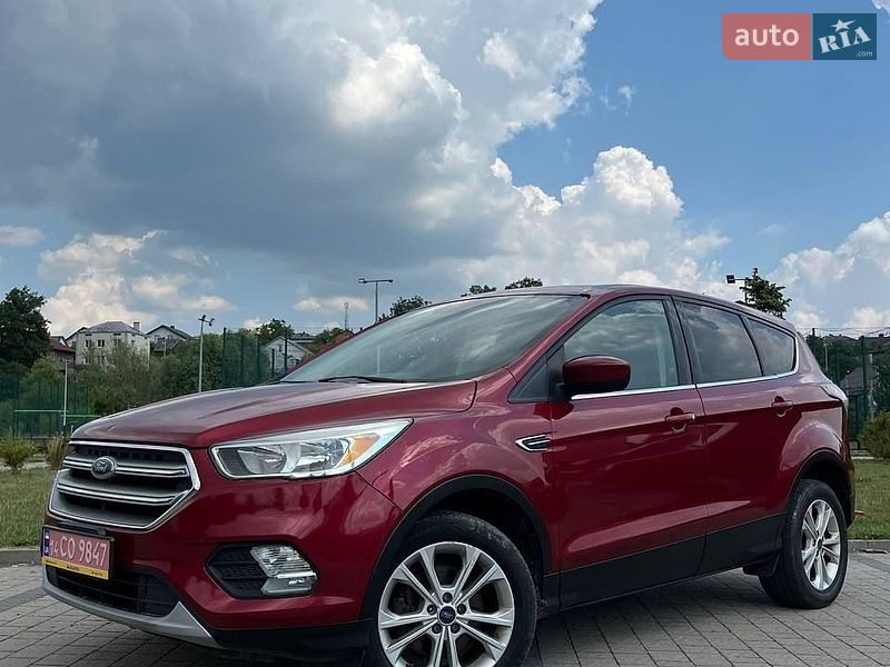 Позашляховик / Кросовер Ford Escape 2017 в Львові