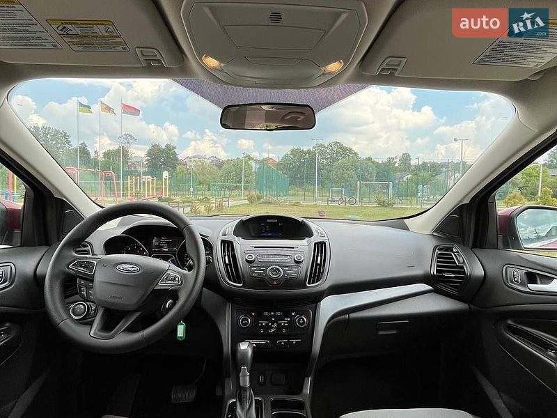 Позашляховик / Кросовер Ford Escape 2017 в Львові