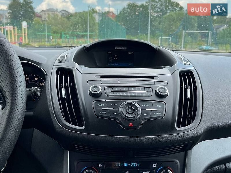Позашляховик / Кросовер Ford Escape 2017 в Львові