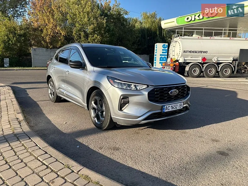 Ford Escape 2024