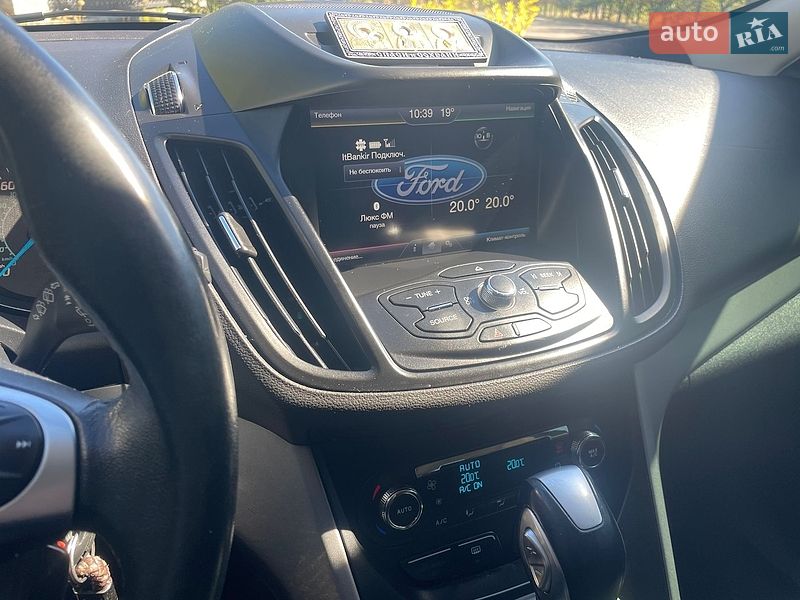 Позашляховик / Кросовер Ford Escape 2013 в Львові