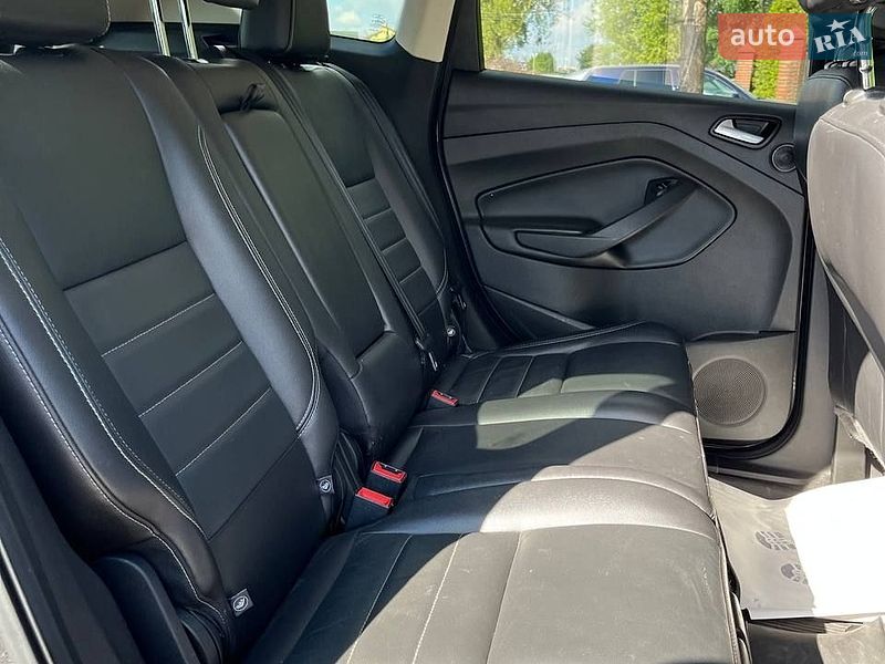 Внедорожник / Кроссовер Ford Escape 2016 в Львове
