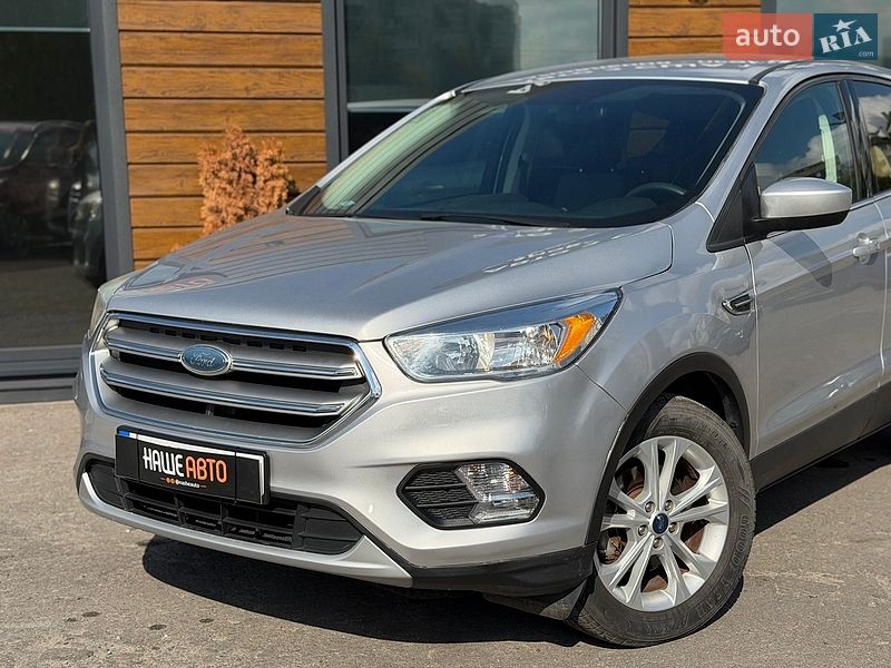 Позашляховик / Кросовер Ford Escape 2017 в Шептицькому