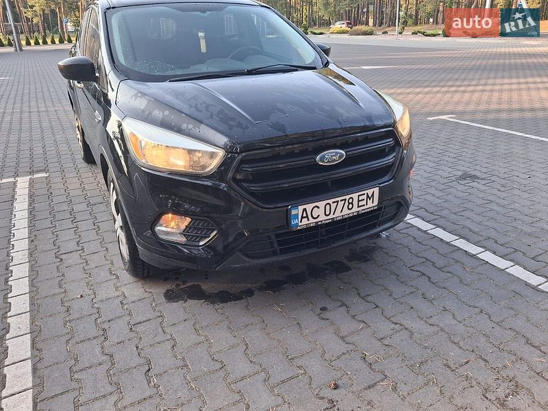 Позашляховик / Кросовер Ford Escape 2016 в Маневичах