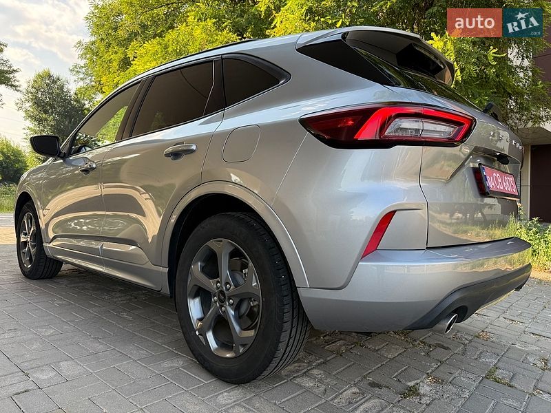 Внедорожник / Кроссовер Ford Escape 2024 в Днепре