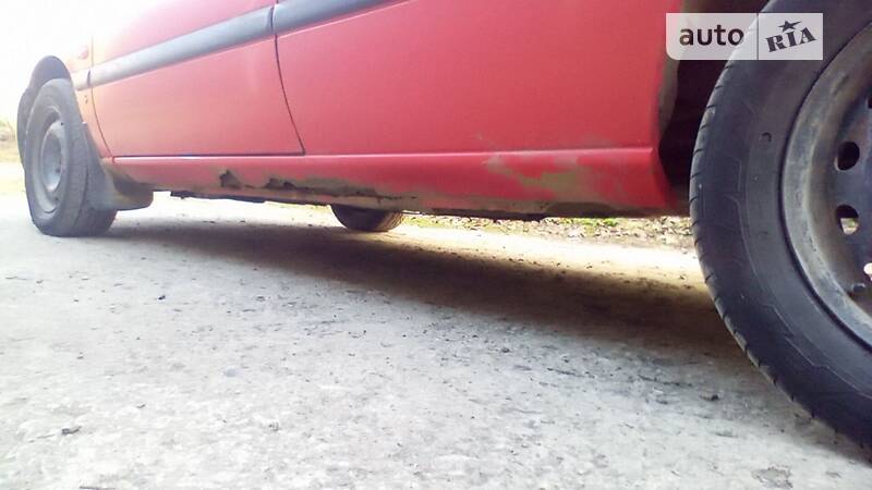 Грузовой фургон Ford Escort Express 2000 в Черновцах фото 4 Грузовой фургон Ford Escort Express 2000 в Черновцах