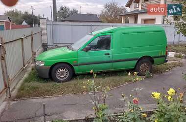 Грузовой фургон Ford Escort Express 1999 в Кагарлыке