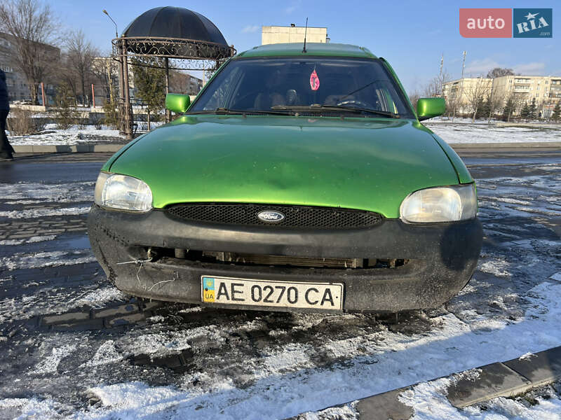 Грузовой фургон Ford Escort Express 1998 в Славянске