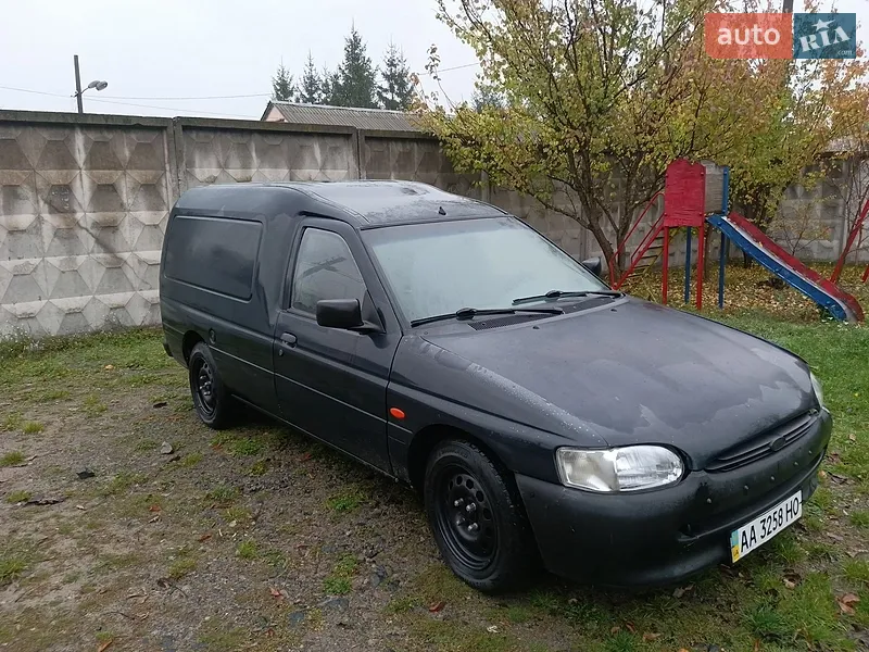 Ford Escort Express 1998