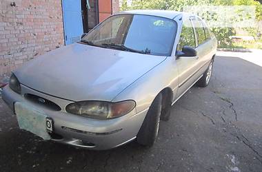 Седан Ford Escort 1997 в Бахмуте