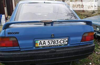 Хэтчбек Ford Escort 1991 в Оратове