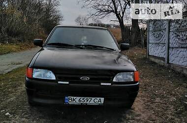Хетчбек Ford Escort 1990 в Хмельницькому
