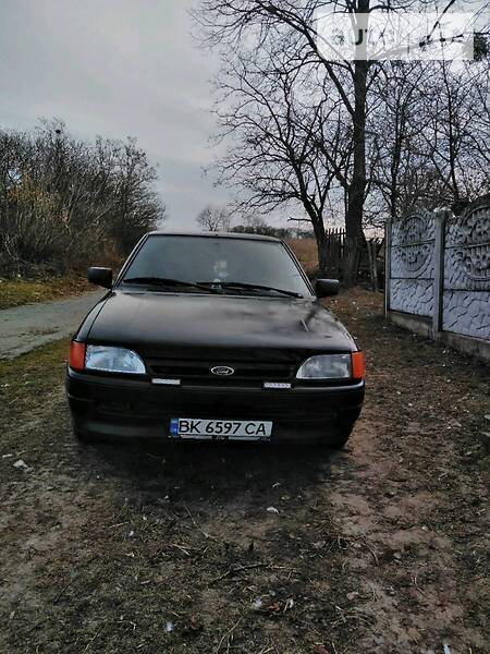 Ford Escort 1990