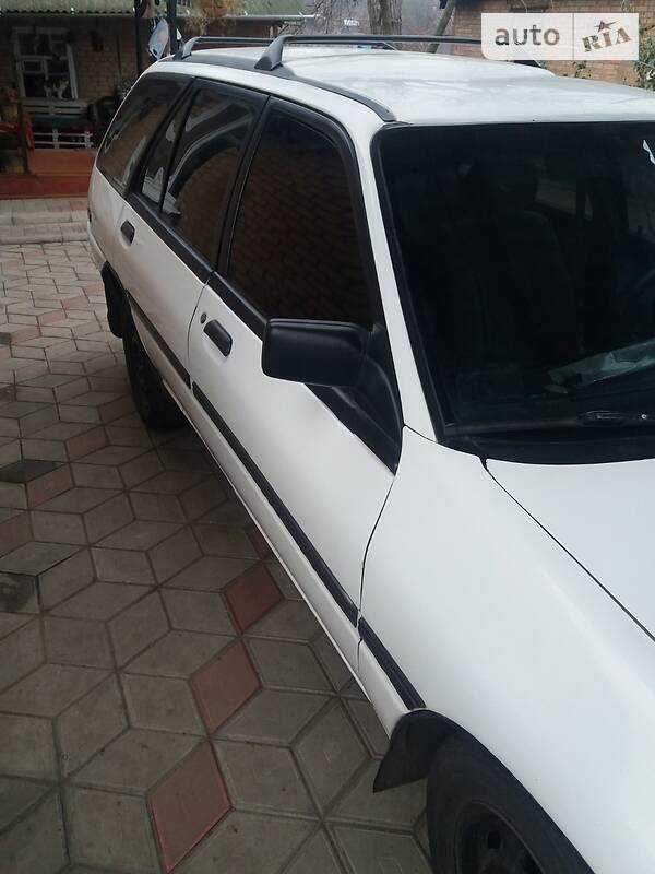 Универсал Ford Escort 1993 в Марганце