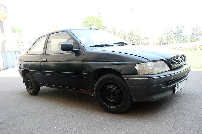 Хэтчбек Ford Escort 1992 в Одессе