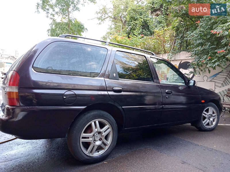Универсал Ford Escort 1998 в Одессе