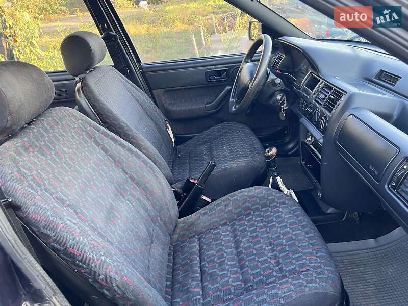 Седан Ford Escort 1994 в Раздельной