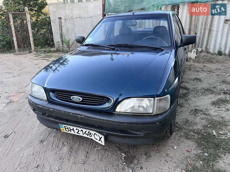 Седан Ford Escort 1994 в Раздельной