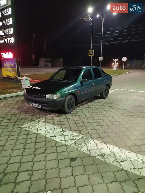 Седан Ford Escort 1997 в Черновцах