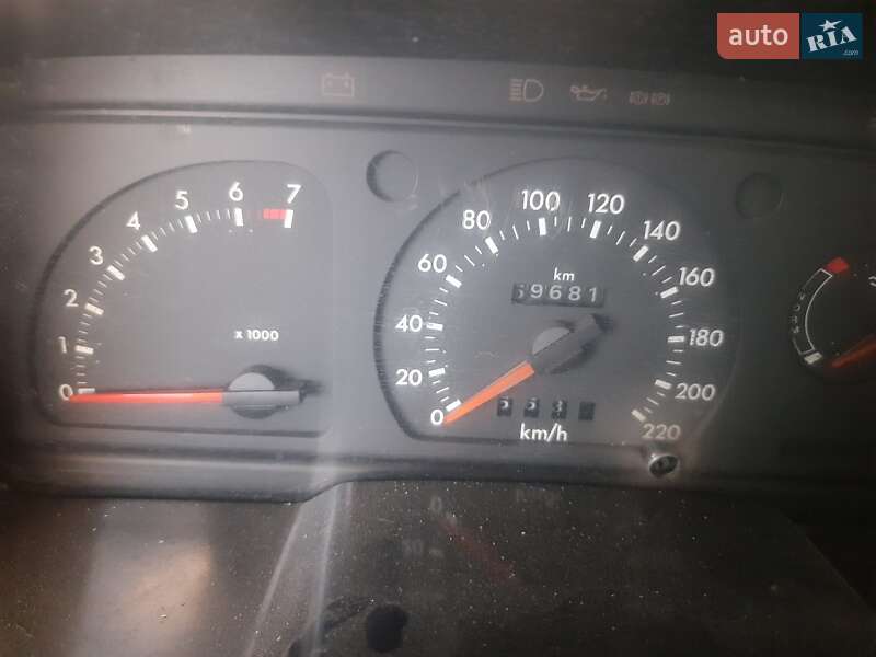 Хэтчбек Ford Escort 1996 в Тульчине