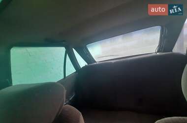 Хэтчбек Ford Escort 1996 в 