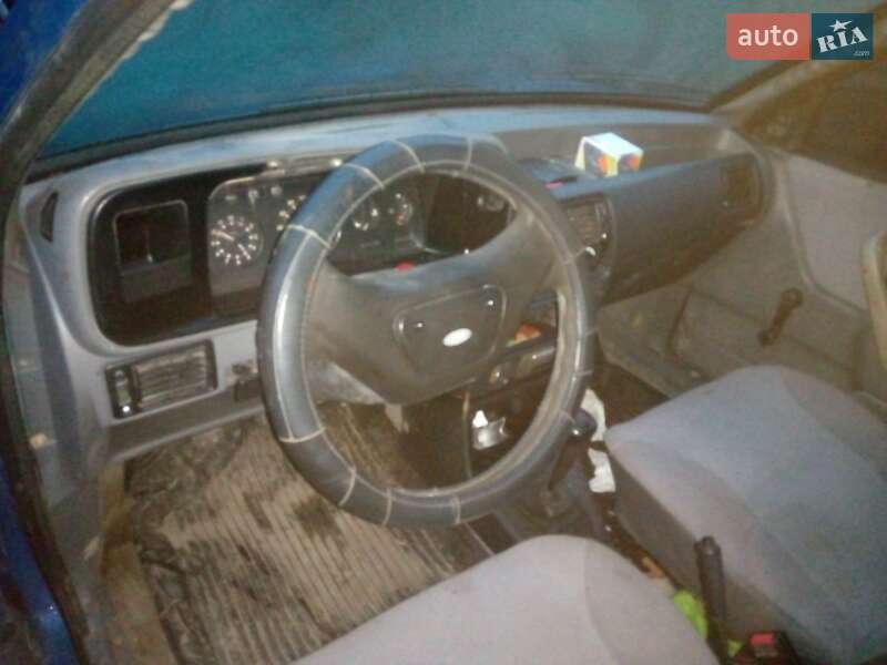 Хэтчбек Ford Escort 1987 в Львове
