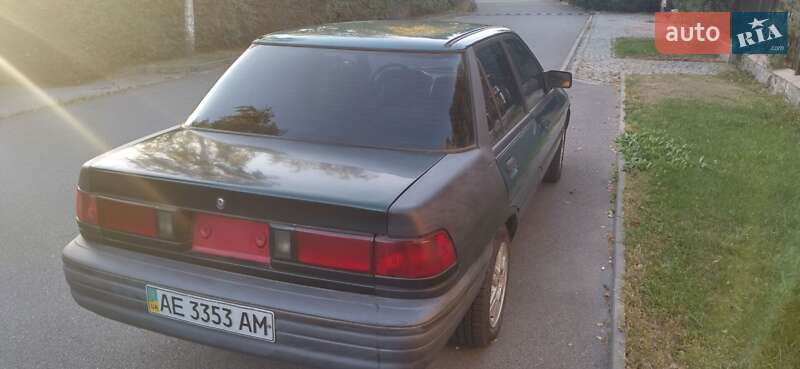 Седан Ford Escort 1993 в Дніпрі