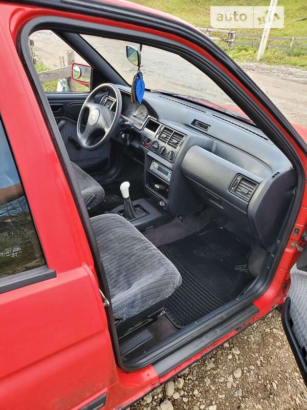 Седан Ford Escort 1992 в Драгобрате