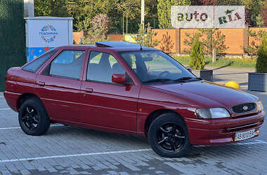 Седан Ford Escort 1994 в Виннице