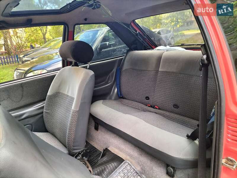 Хэтчбек Ford Escort 1987 в Чернигове