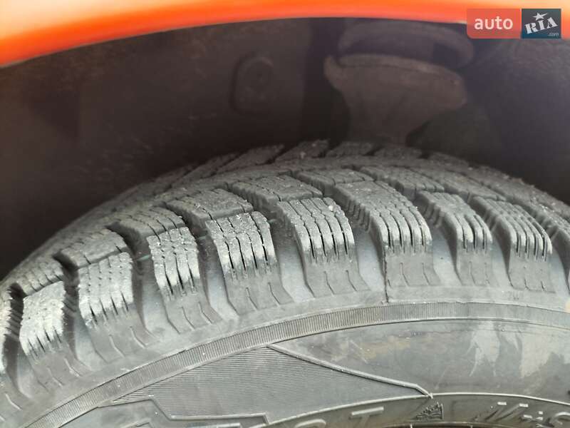 Хэтчбек Ford Escort 1987 в Чернигове