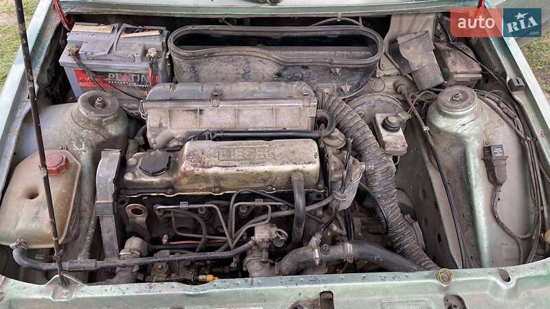 Хэтчбек Ford Escort 1987 в Владимирце фото 2 Хэтчбек Ford Escort 1987 в Владимирце