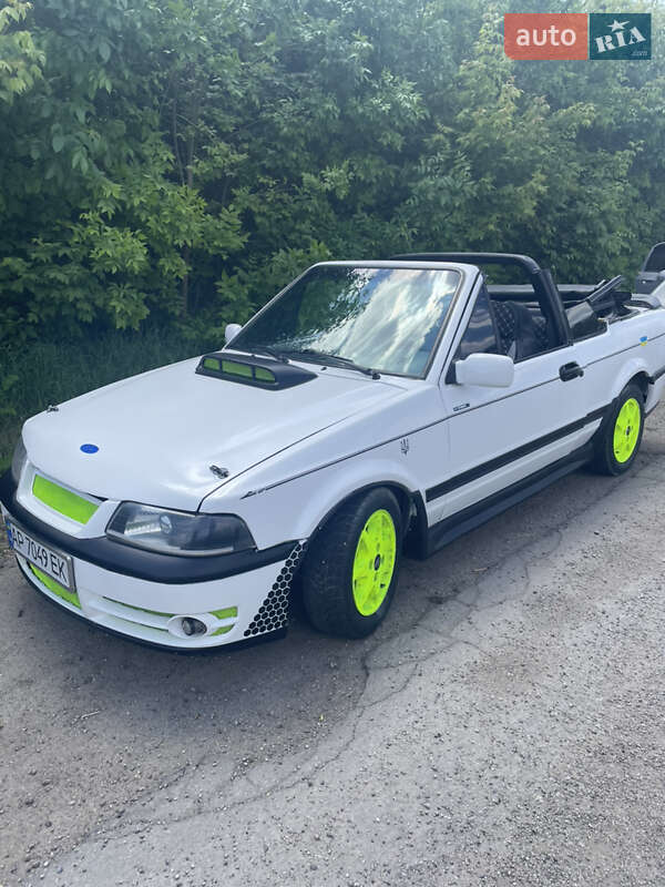 Кабріолет Ford Escort 1988 в Запоріжжі фото 4 Кабріолет Ford Escort 1988 в Запоріжжі
