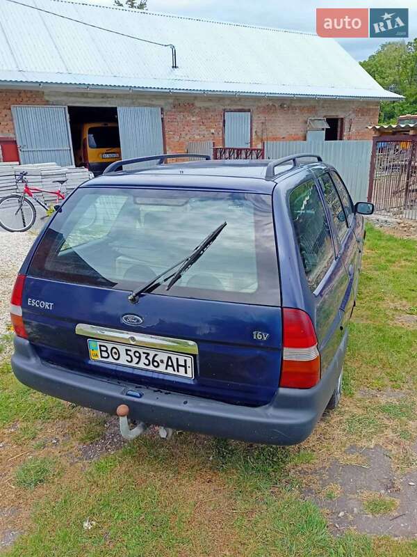 Універсал Ford Escort 1998 в Тернополі