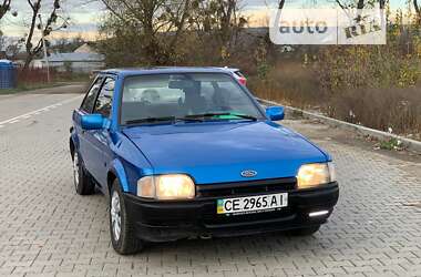 Хэтчбек Ford Escort 1987 в Черновцах