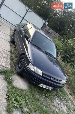 Хэтчбек Ford Escort 1991 в 