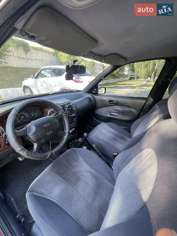 Универсал Ford Escort 1998 в Ивано-Франковске