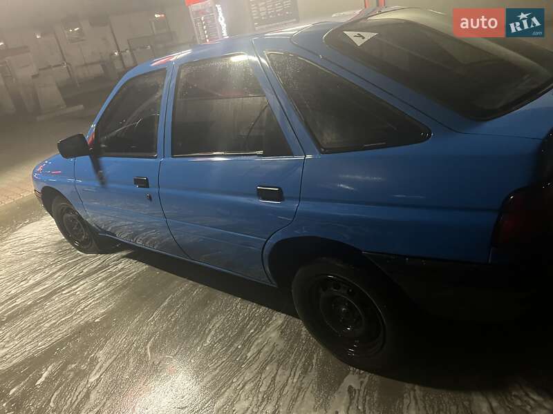 Седан Ford Escort 1998 в Мукачево фото 4 Седан Ford Escort 1998 в Мукачево