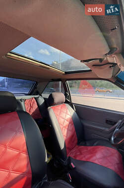 Хэтчбек Ford Escort 1988 в 