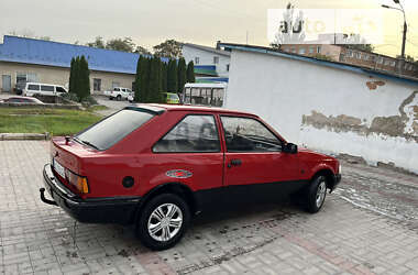 Хетчбек Ford Escort 1989 в Кам'янець-Подільському