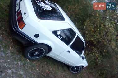 Хетчбек Ford Escort 1986 в Кривому Розі