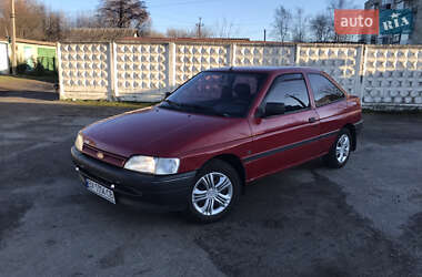 Хэтчбек Ford Escort 1991 в Славуте