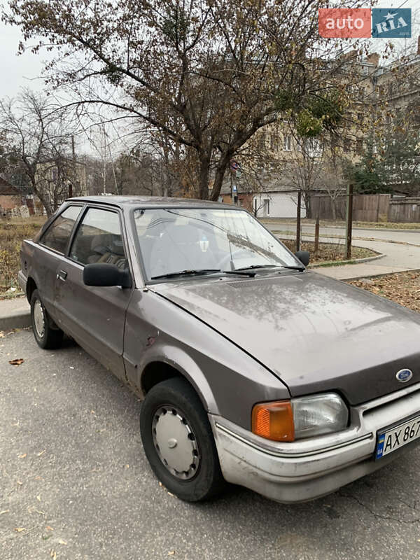 Ford Escort 1987