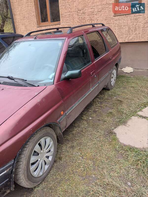 Универсал Ford Escort 1993 в Славском