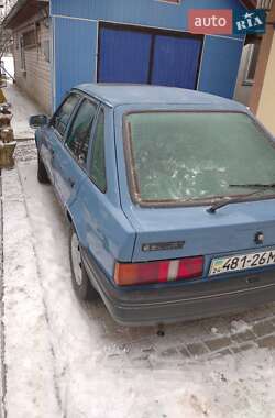 Хэтчбек Ford Escort 1989 в 