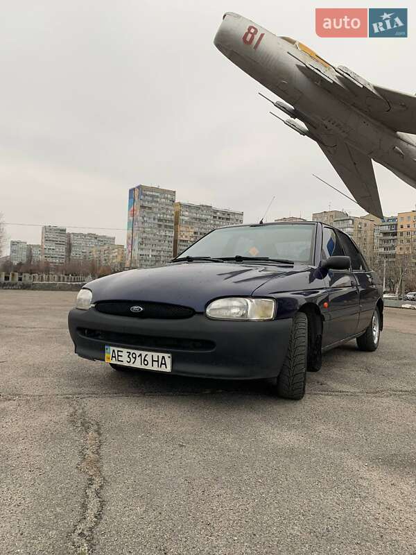Седан Ford Escort 1997 в 