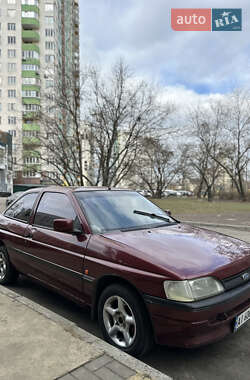 Хэтчбек Ford Escort 1990 в Киеве